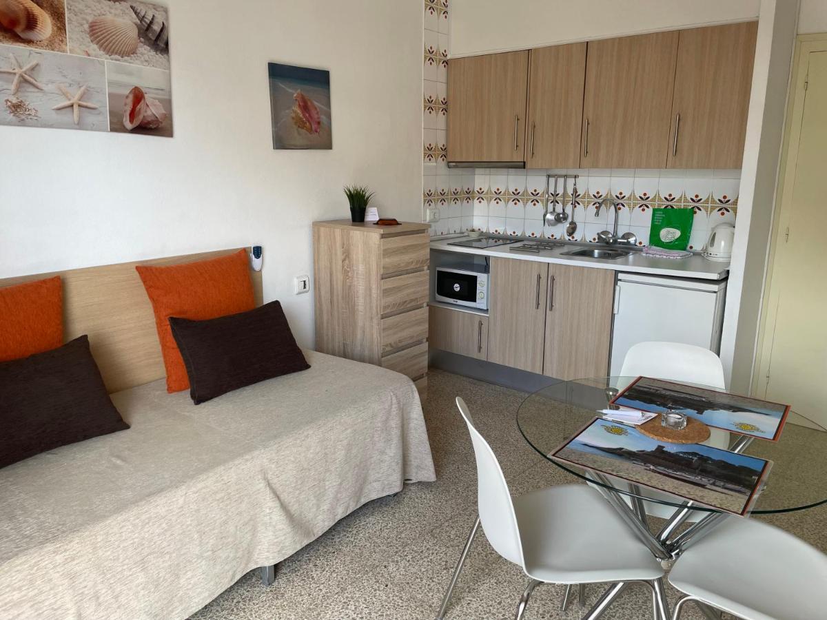 Apartamentos El Sol Тоса де Мар Екстериор снимка